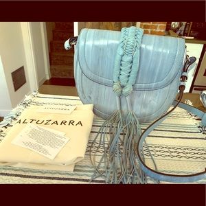 Altuzzara, Ghianda Knott, Blue Eel Leather